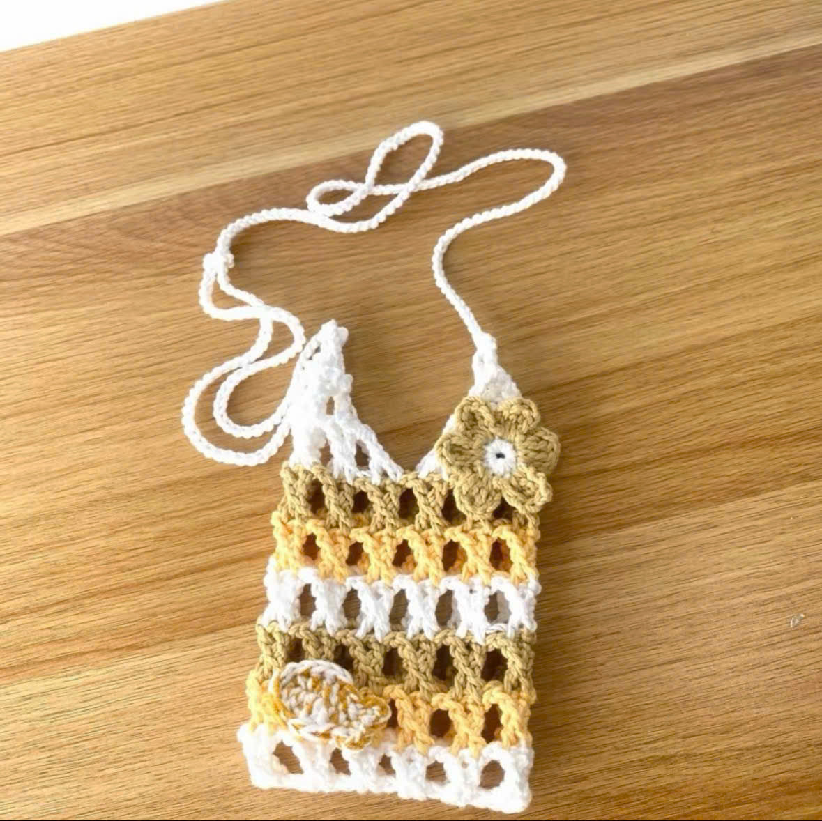 Handmade Crochet Phone Bag with Starfish Charm  Mini Crossbody Pouch
