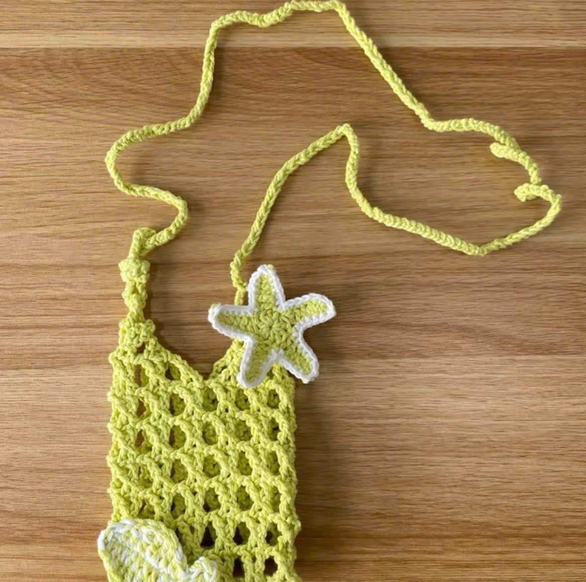Handmade Crochet Phone Bag with Starfish Charm  Mini Crossbody Pouch