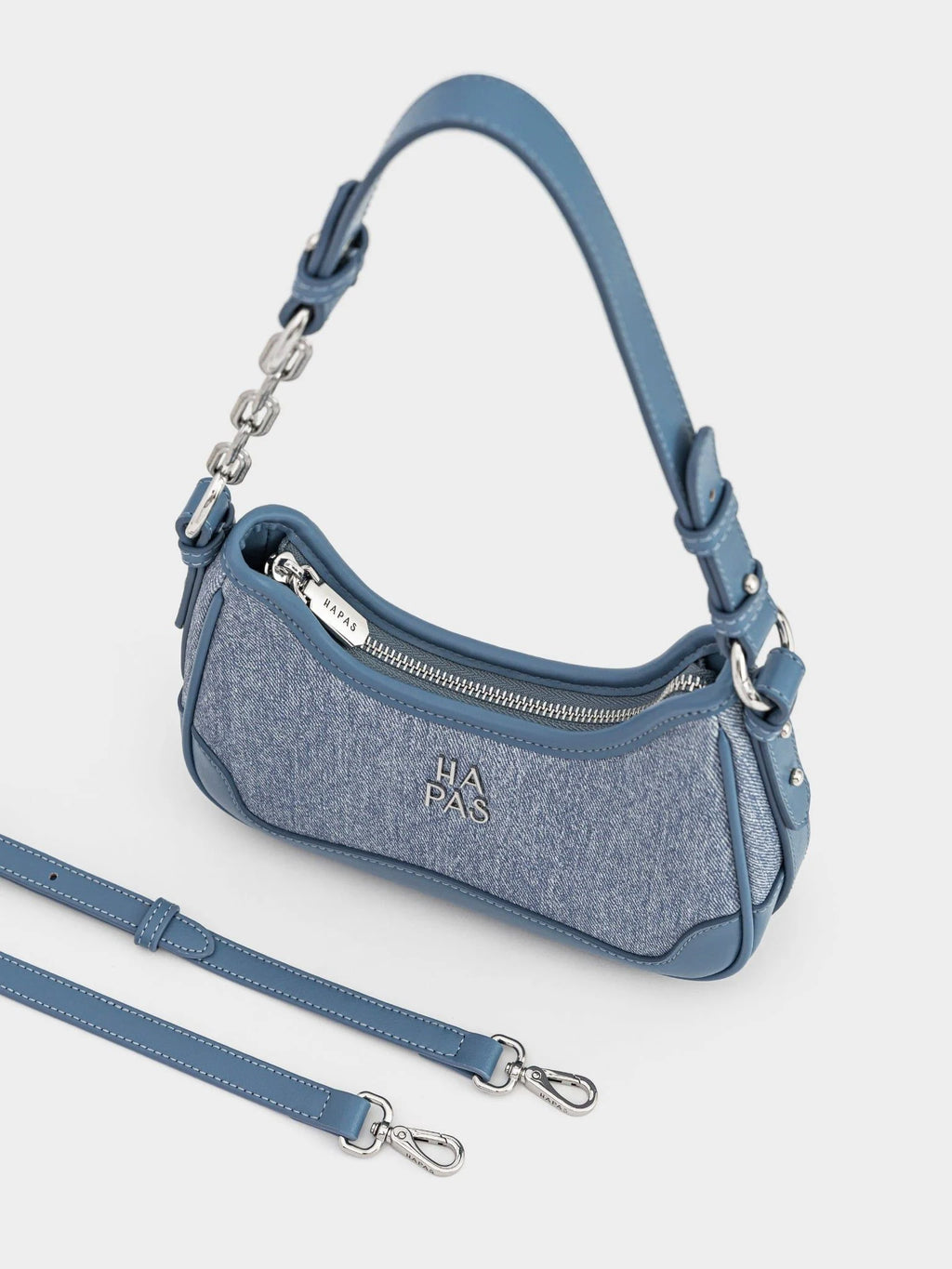 Lea Chain Shoulder Bag, Size 23