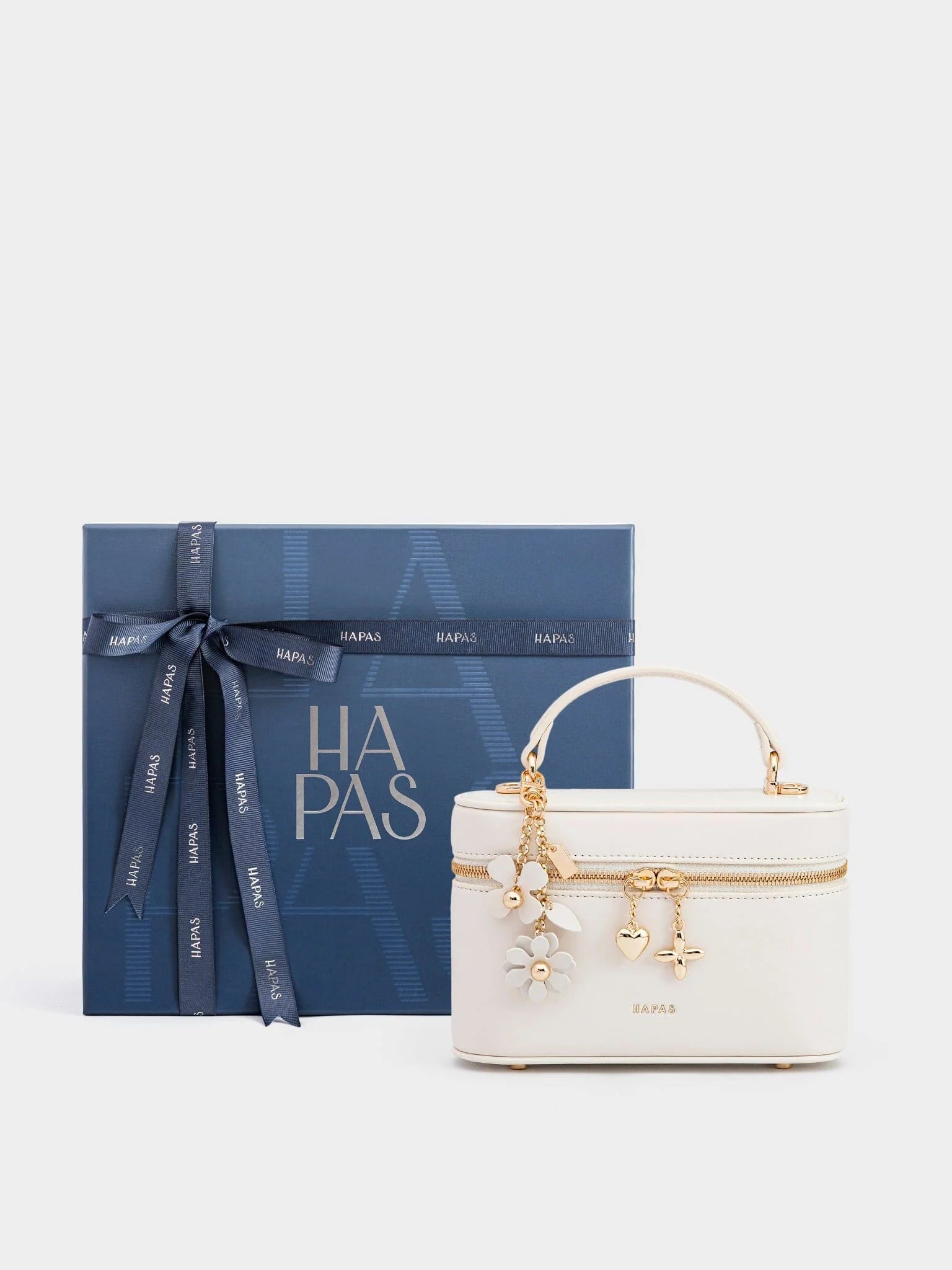 Aura Handbag, Size 18