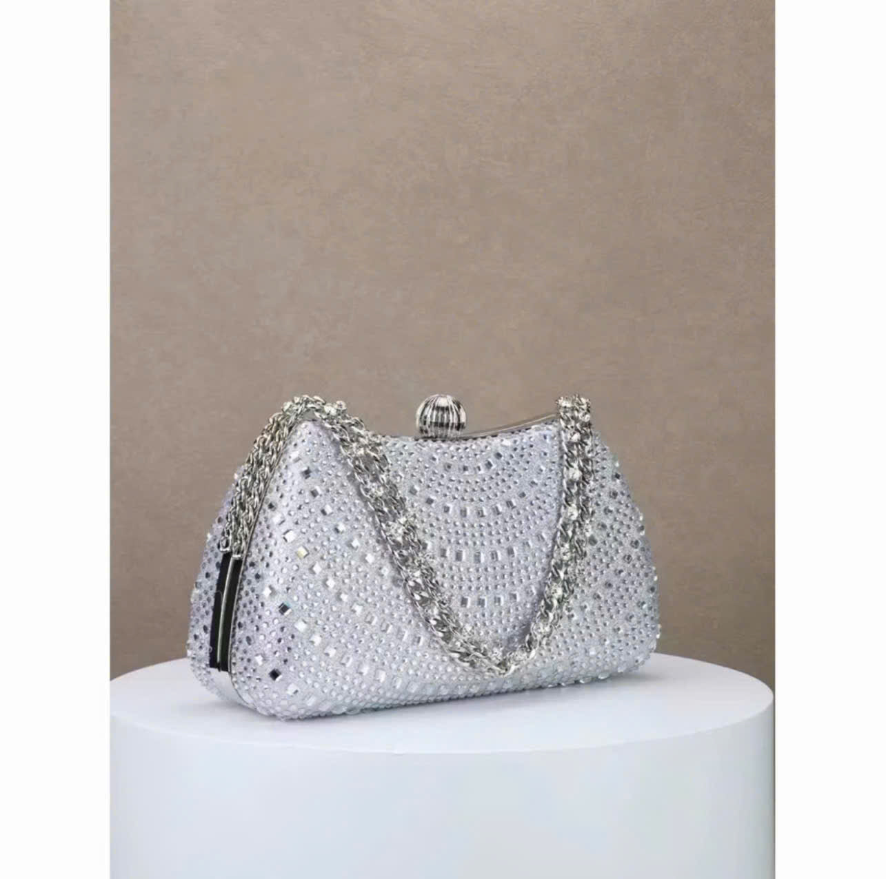 Luxurious Rhinestone-Embellished Evening Bag