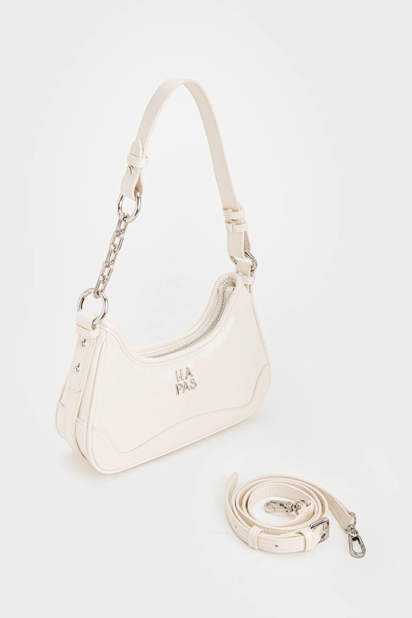Lea Chain Shoulder Bag, Size 23