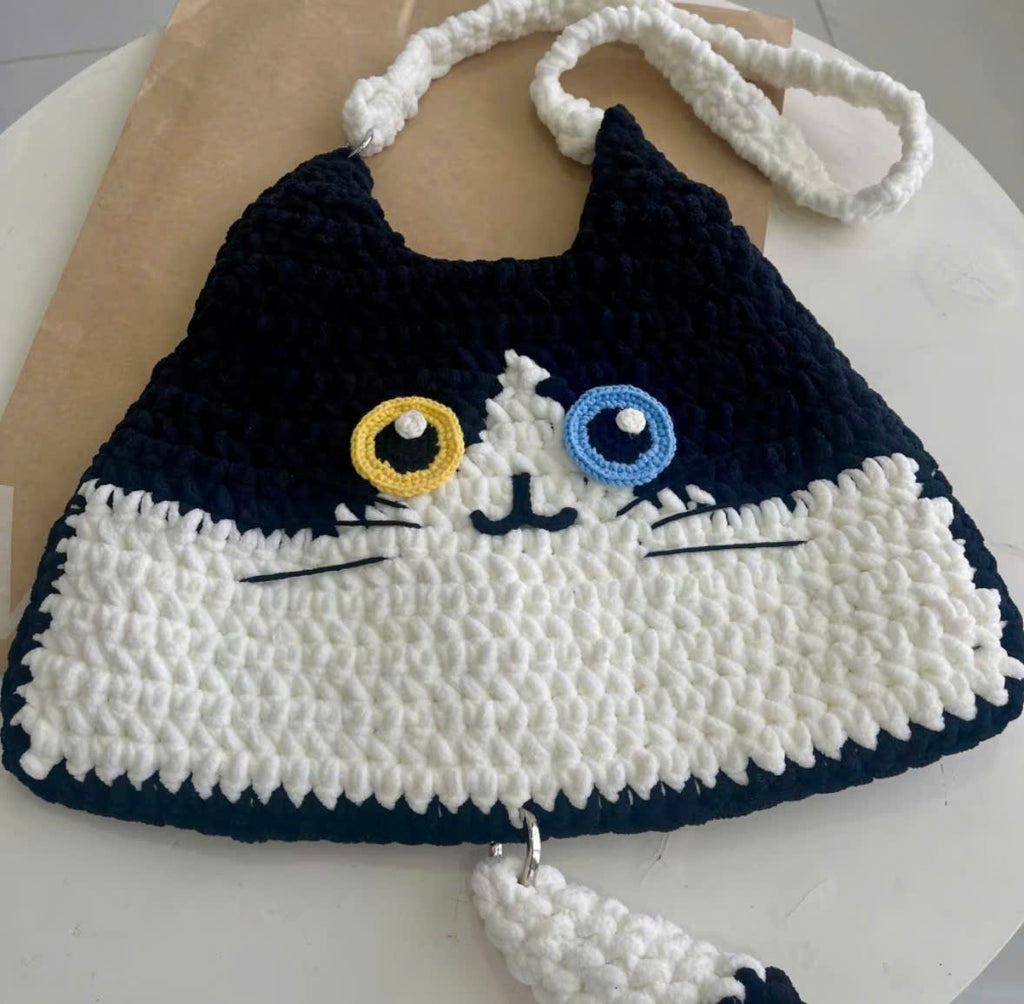 Handmade Crochet Cat Shoulder Bag – Cute Plush Kitty Crossbody Bag